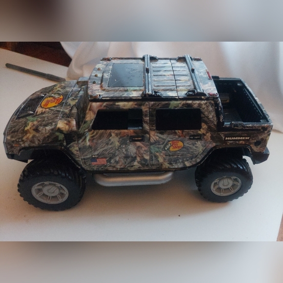 2005 Hummer Truck Pro BASS Shop Camo Truck - Picture 1 of 7